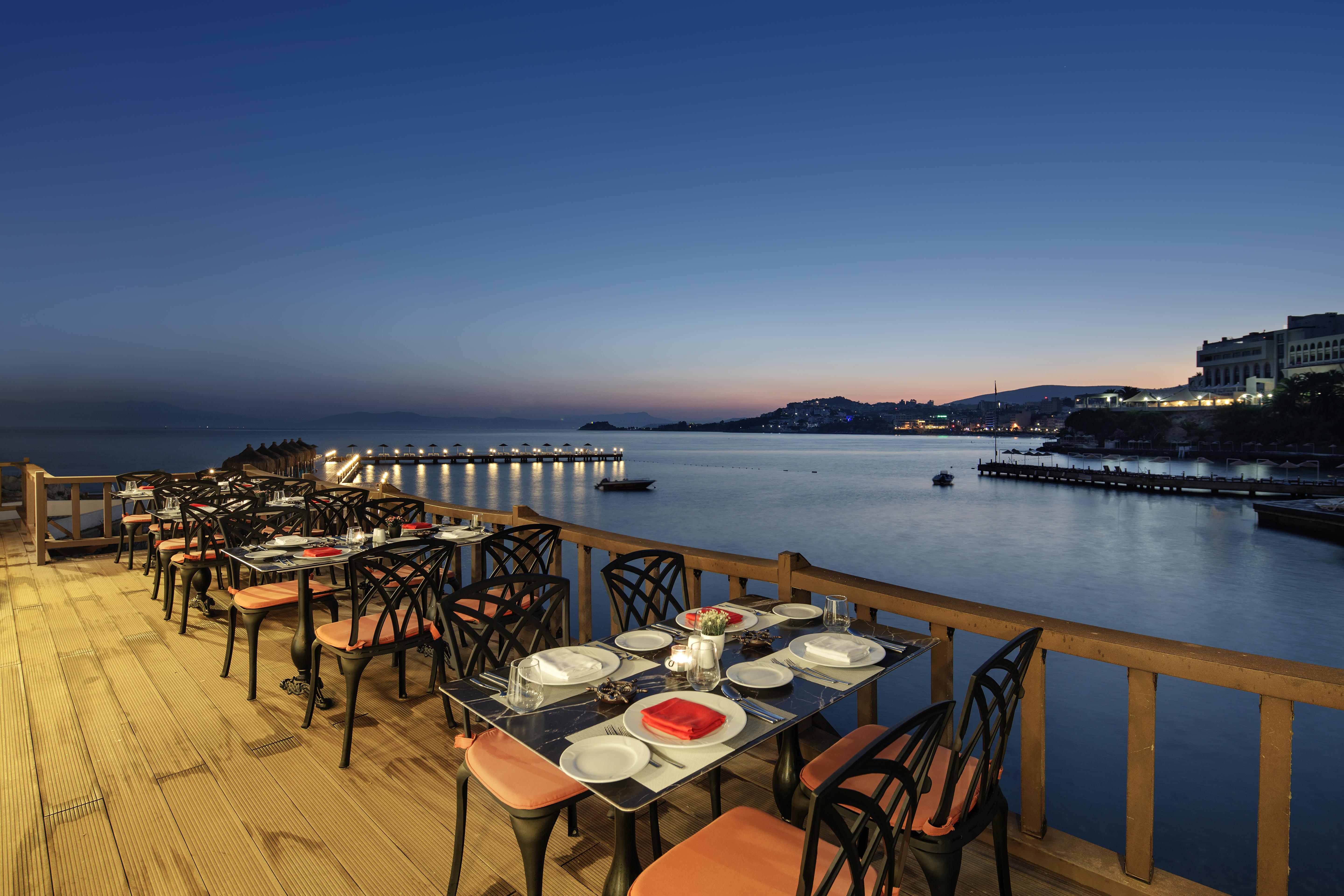 Le Bleu Hotel & Resort Kusadası Exterior foto