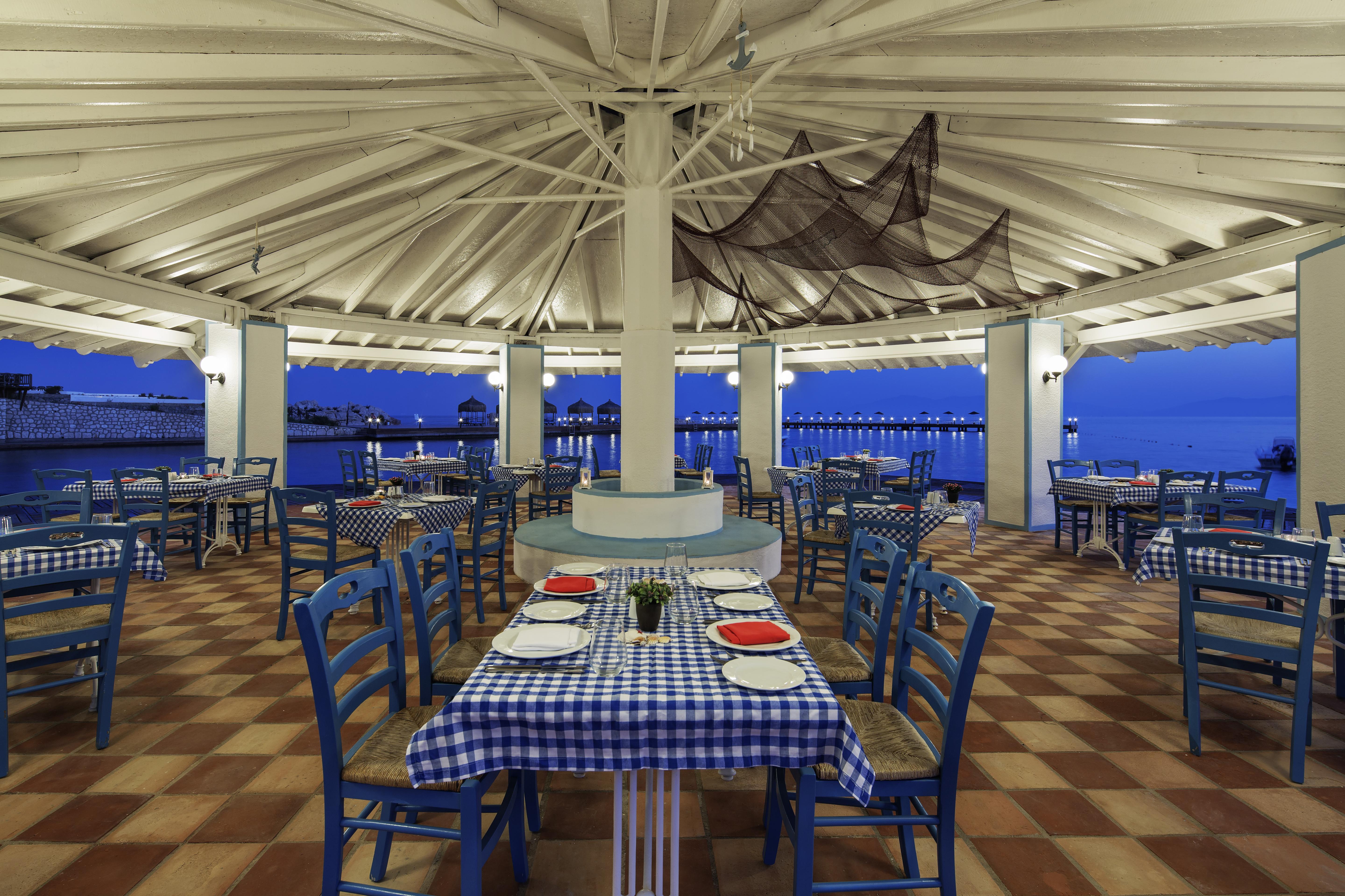Le Bleu Hotel & Resort Kusadası Exterior foto