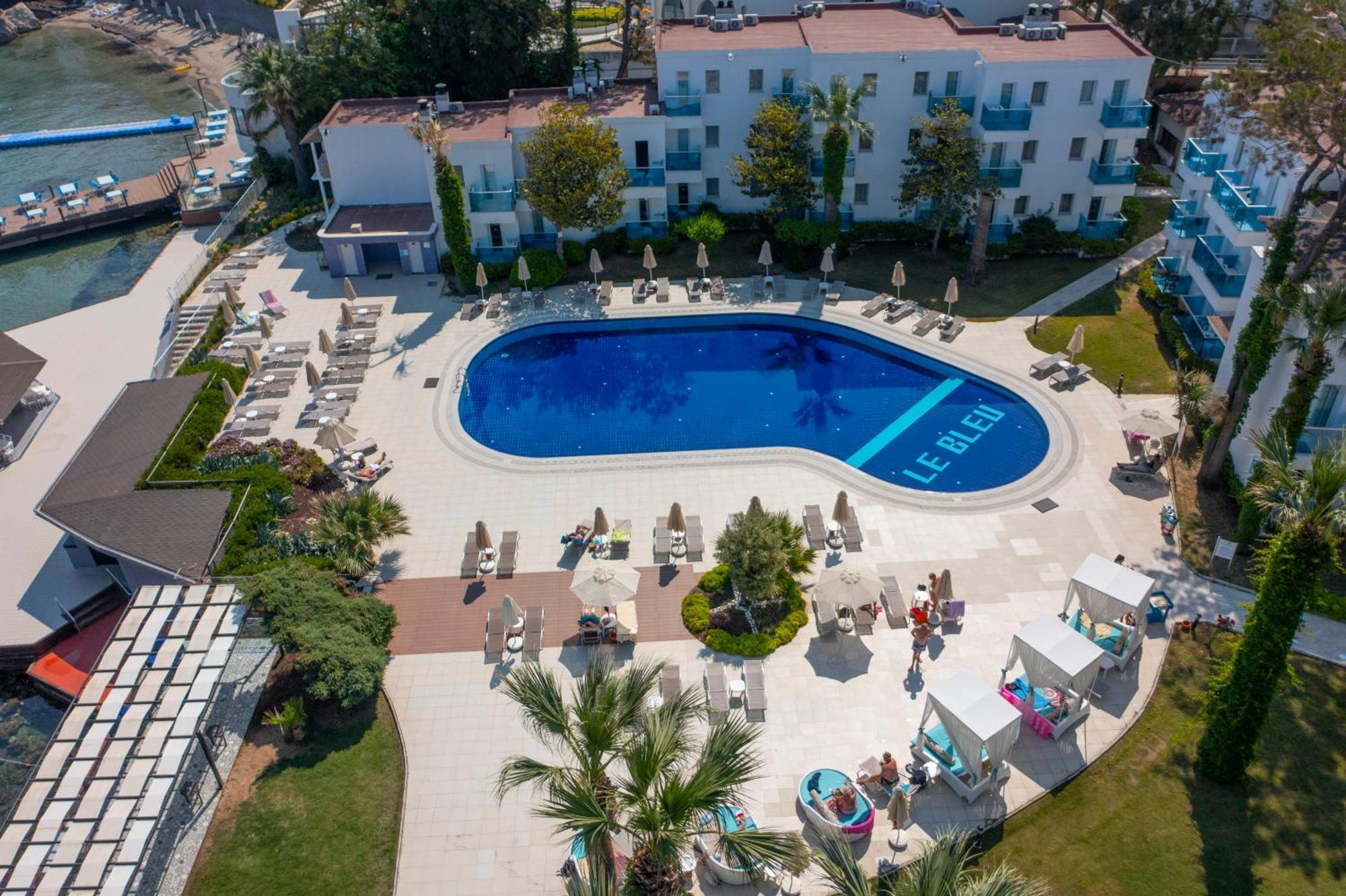 Le Bleu Hotel & Resort Kusadası Exterior foto