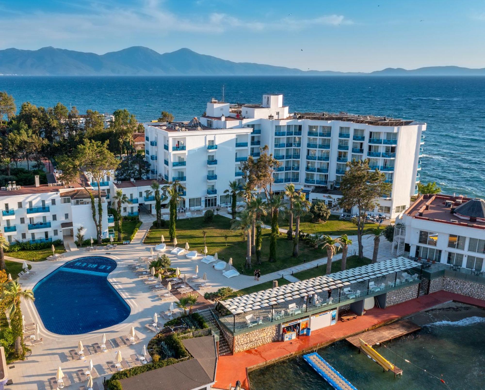 Le Bleu Hotel & Resort Kusadası Exterior foto